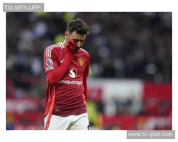 曼联双红会大胜费迪南德晒搞怪自拍喜庆胜利气氛热烈