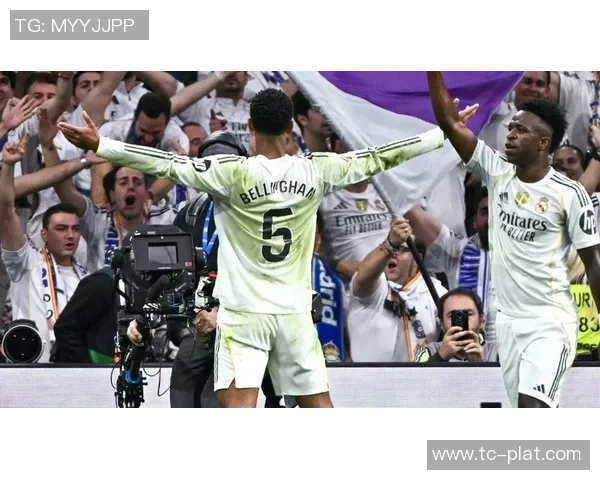 小贝林厄姆多特生涯遇挑战 国家德比失误引发广泛批评